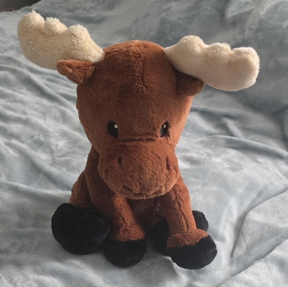 STUFFIES! Brown Reindeer, White Bunny And Nala From The Lion King (1112) - Picture 2 of 14